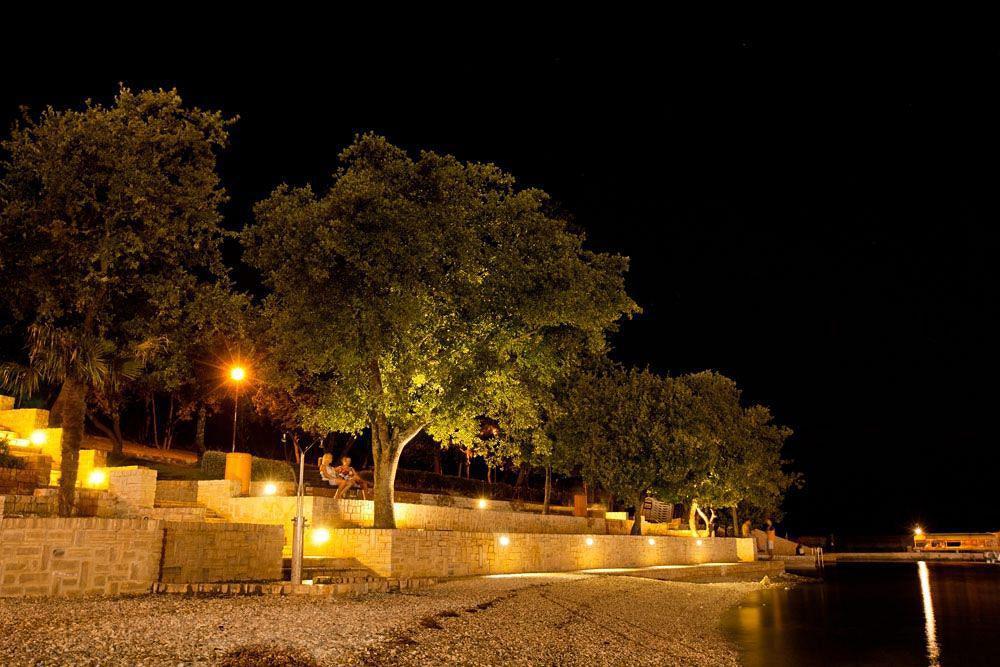 Apartments Astra Plava Laguna Porec Exterior photo